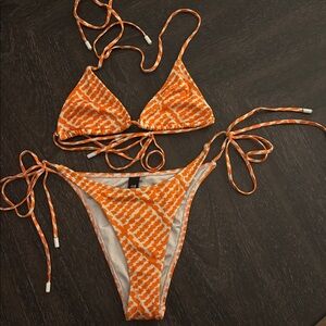 Triangl Vinca Bikini Perre Print top XS, bottom S